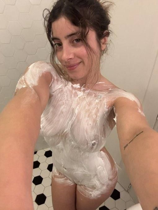 I AM A HOT SEXY LADY THAT CAN SATISFY ALL YOUR SEX FANTASIES MY PLACE OR YOURS💙 💋💚.  Hit me up   +1 (816) 272-8074. - Image 3